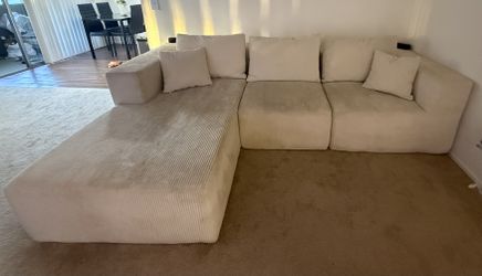 Couch-Need it gone ASAP! Moving!!!!!!!!.