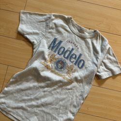 Modelo Shirt