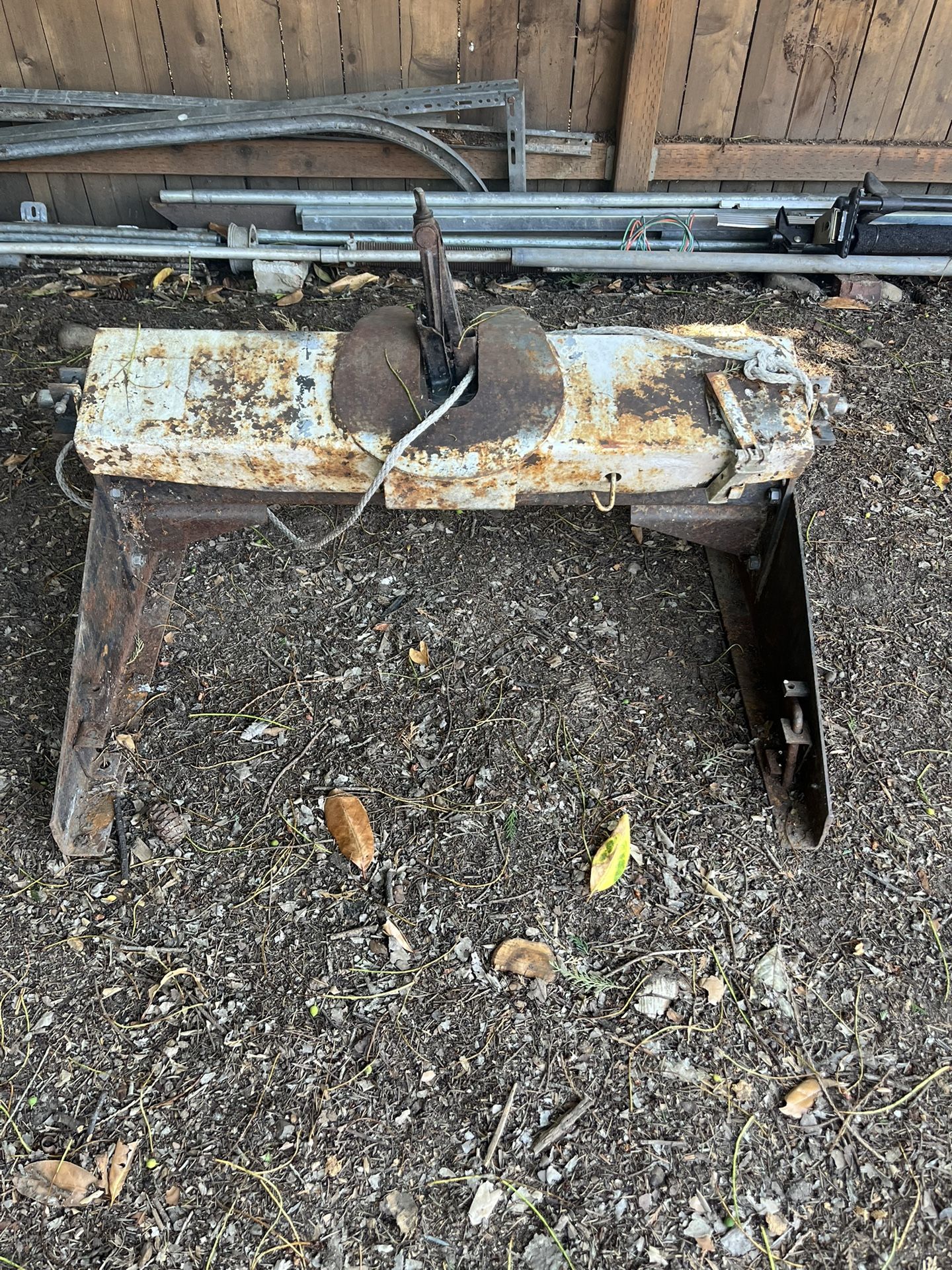 5th Wheel Trailer Hitch
