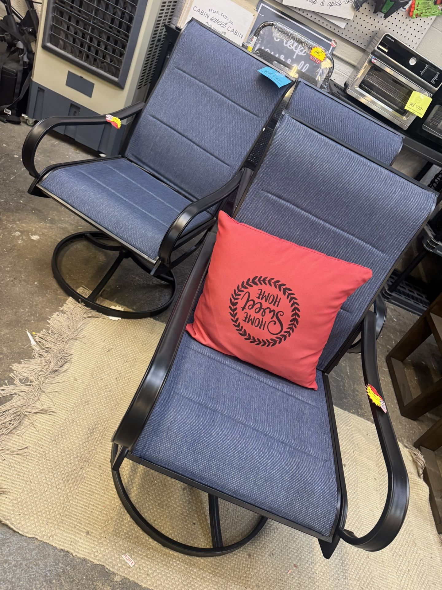 Best Store In Town! Local Discount Center Home Decor Small Appliances Furniture And More!!! Thomas Liquidation Center 
