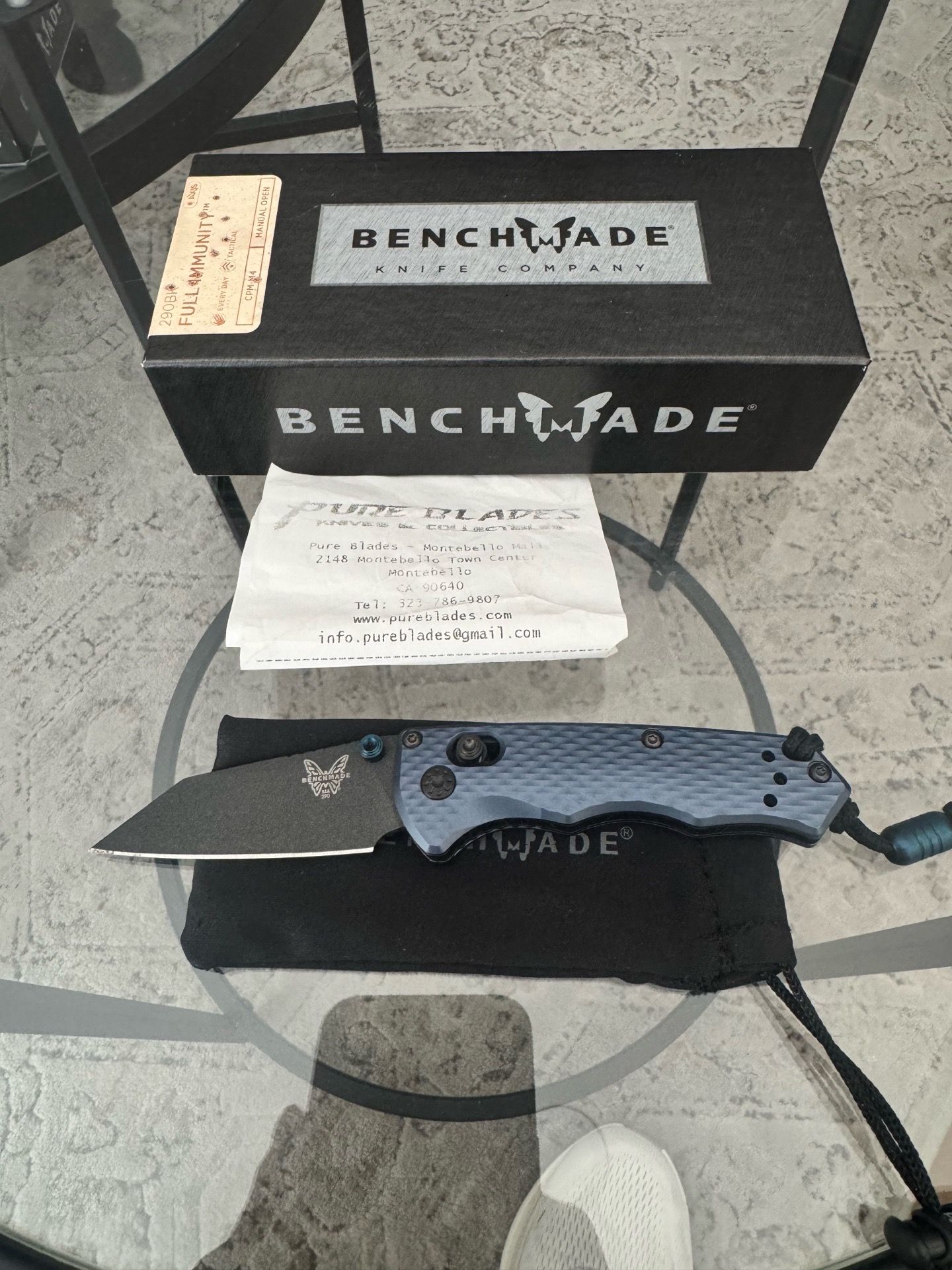 Benchmade Pocket Knife (FOLDING)