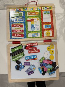 Melissa & Doug Magnetic My Daily Calendar
