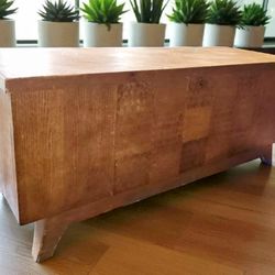 Vintage Lane cedar chest 
MCM 1950s , 