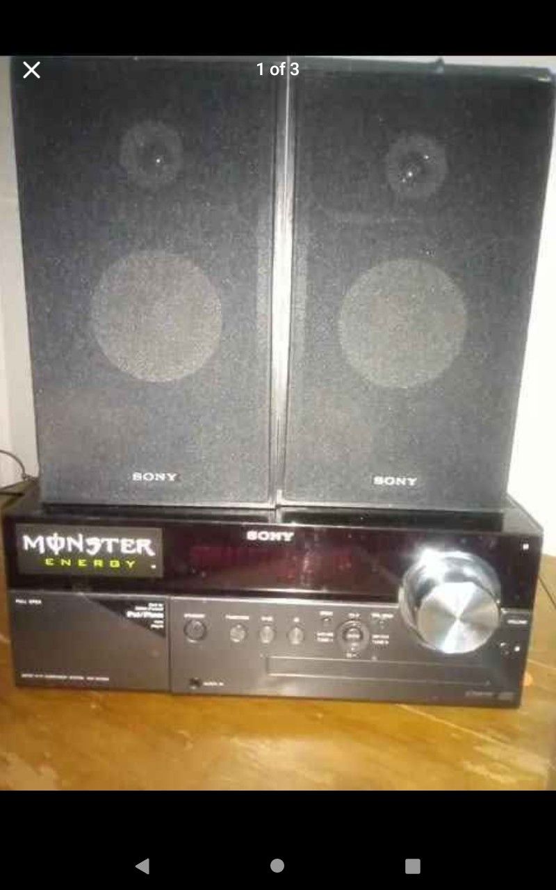 Sony Stereo system with speakers