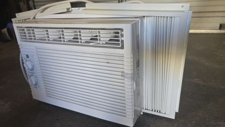 GE Small Room Window Air Conditioner