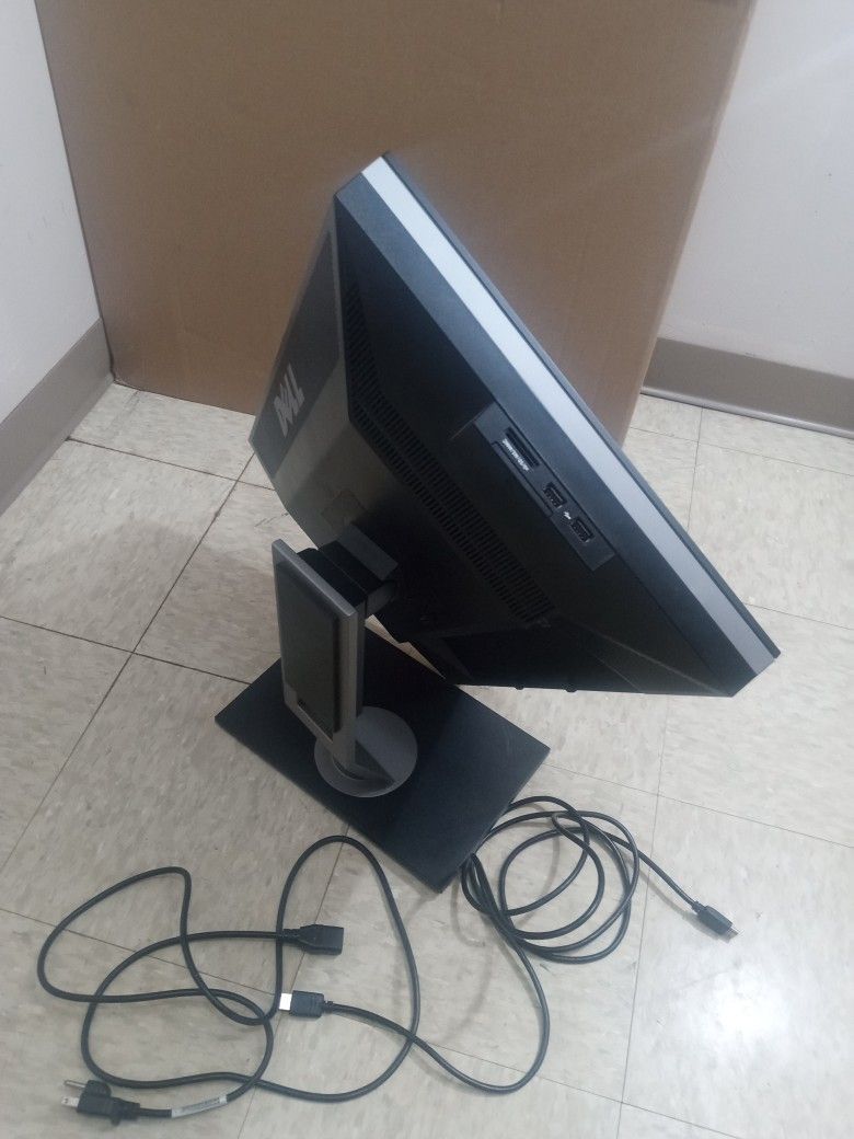 Rotating Dell Monitor