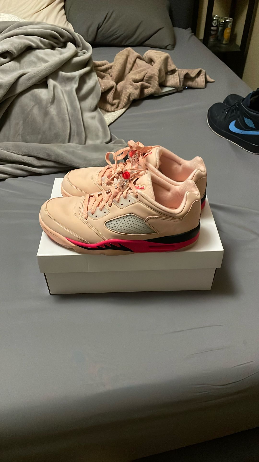Jordan 5 Retro Low - Size 9,5 Woman’s