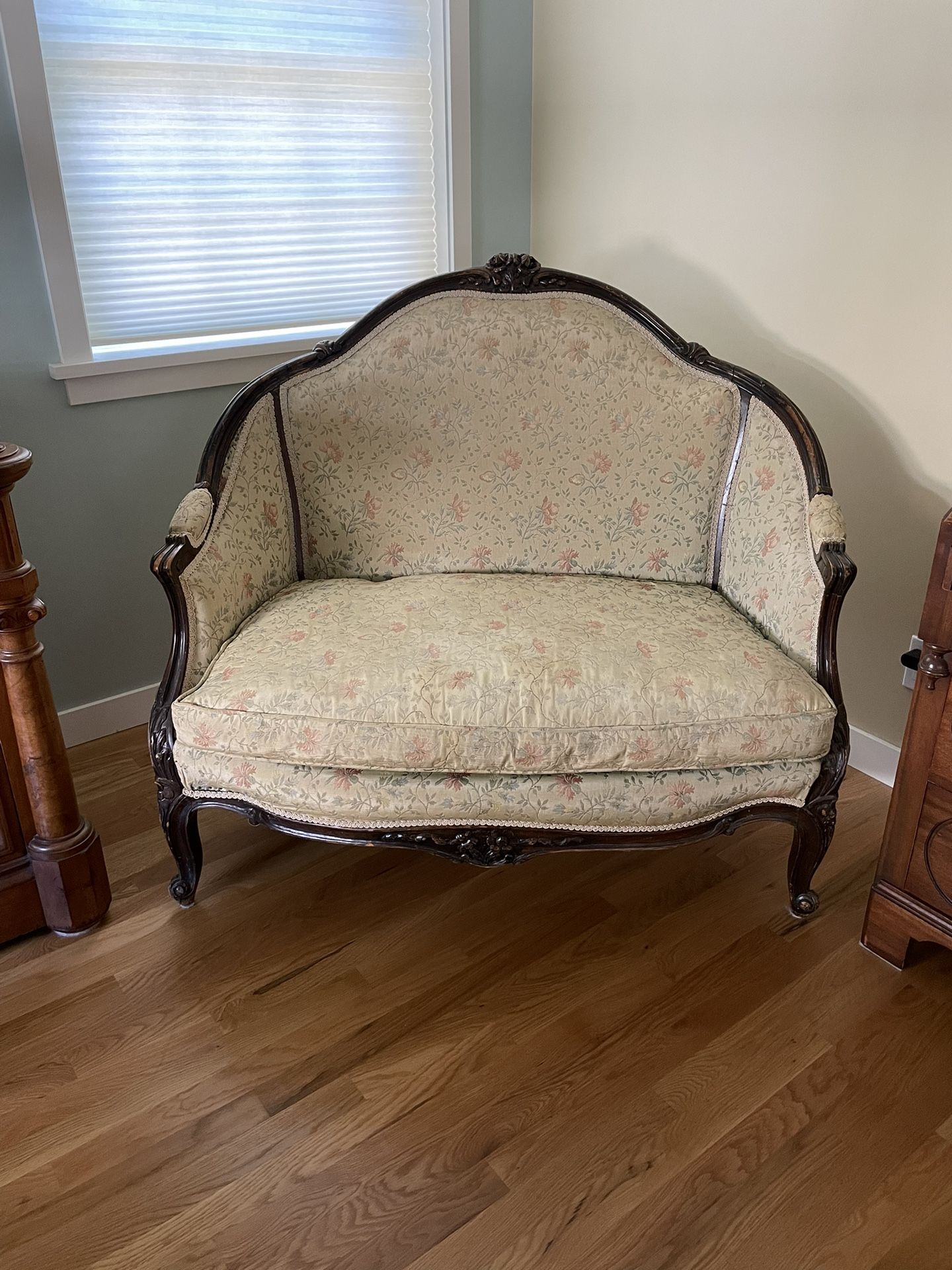 Antique Loveseat for Sale in Seattle, WA OfferUp