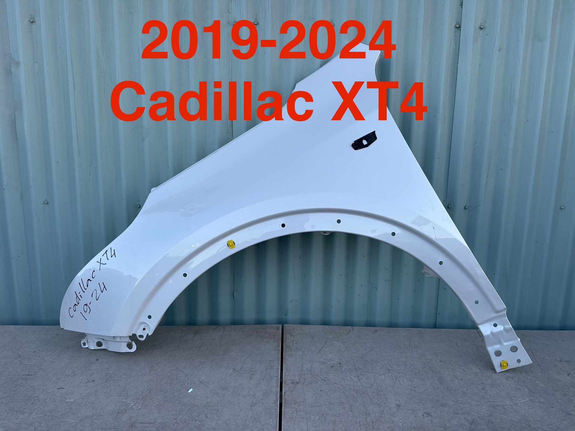 2019-2024 Cadillac XT4 Driver Side Fender Oem