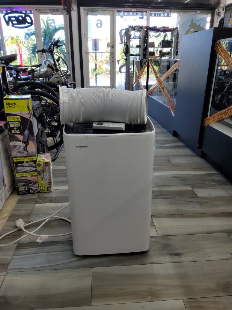 Toshiba Air Conditioner Model PX0812CWRU