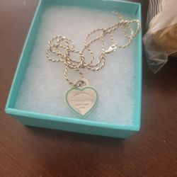 Tiffany&Co. Heart Necklace 