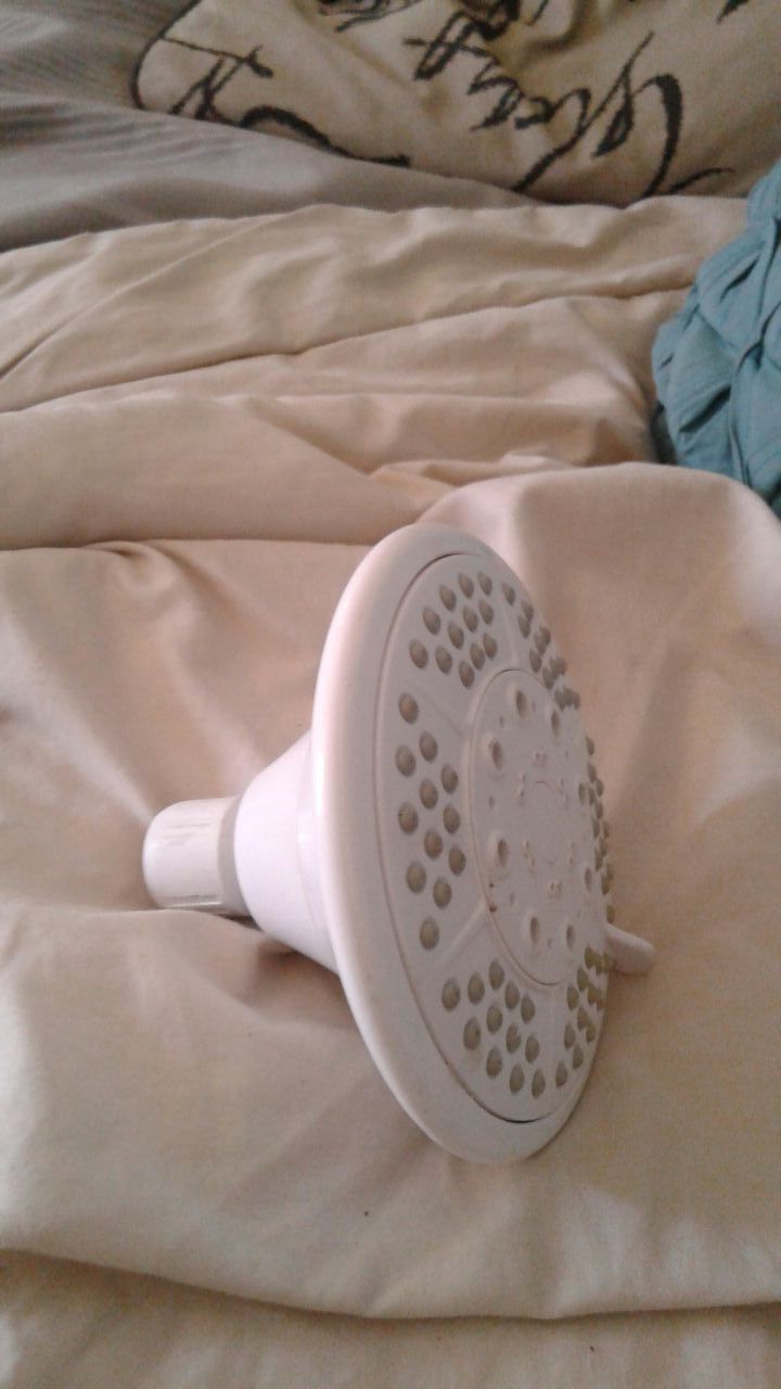 peerless a112.18.1m shower head.