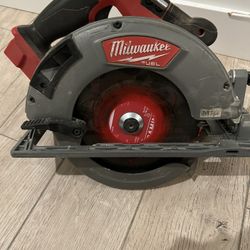 Milwaukee Skil Saw
