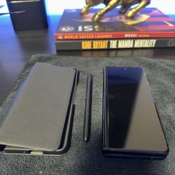 Samsung Z Fold 3 Unlocked 256 GB T-mobile