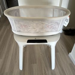 Mommaroo Bassinet