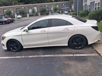 2014 Mercedes-Benz CLA
