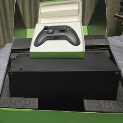 Xbox Series X (Used) Controller (New)