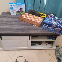 Free coffee table storage