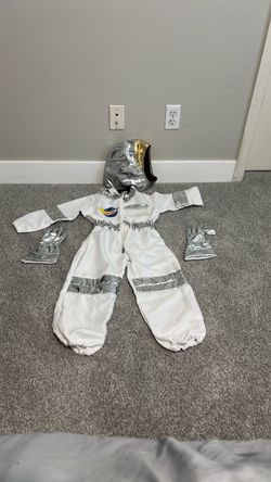 Melissa and Doug astronaut costume