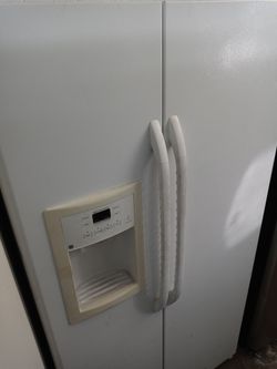 GE white side by side refrigerator - Free delivery