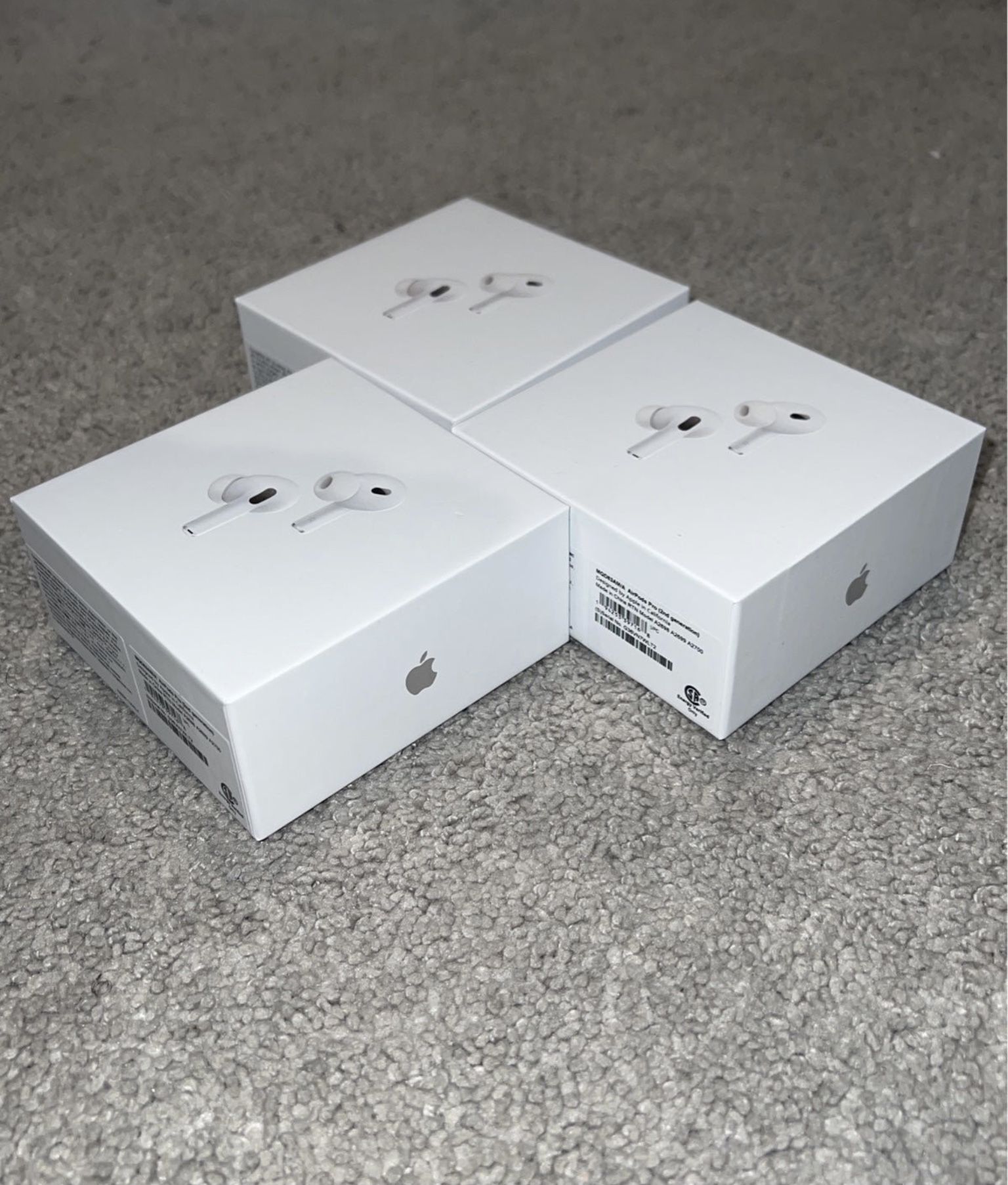 Apple AirPods Pro 2nd Generation with MagSafe Wireless Charging Case - White