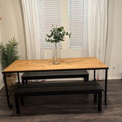 Dining Room Table With Bench Seating