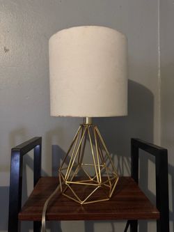 Table lamp