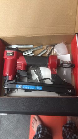 Arrow stapler