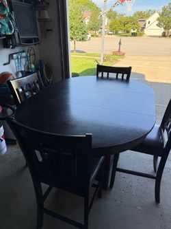 Kitchen Table (Pub Style)