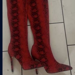 High Heel Boots 