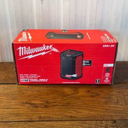 Milwaukee M12 12-Volt Lithium-Ion Cordless Bluetooth/AM/FM Jobsite Radio with Charger
