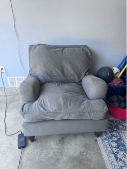 Two chairs used