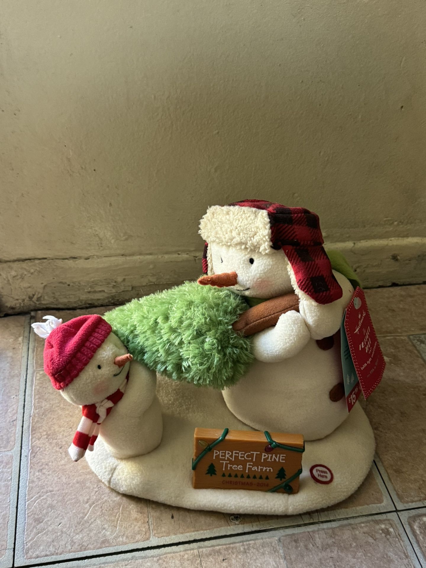 Hallmark 2014 Jingle Pals The Perfect Tree Animated Snowman Plush WORKS w/ TAGS