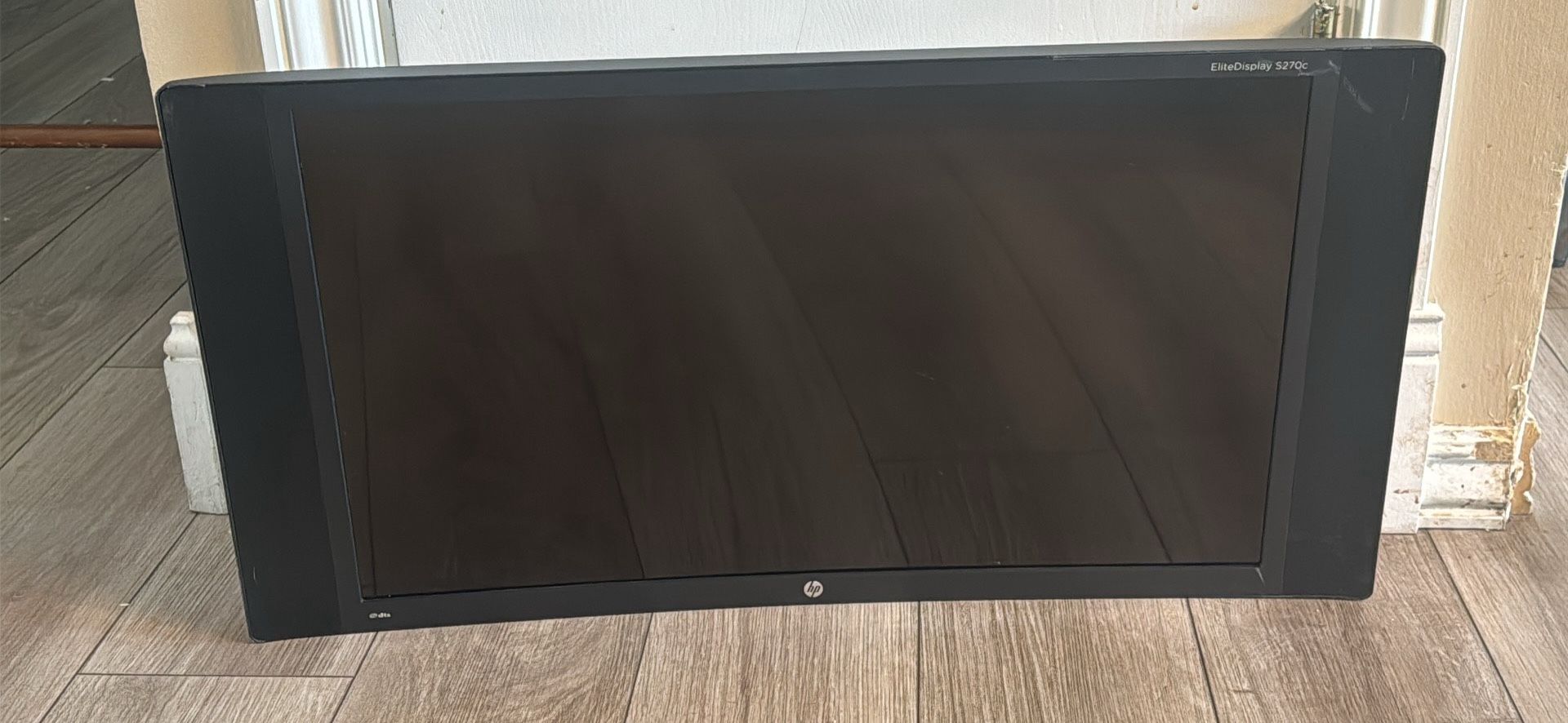 HP EliteDisplay S270c 27-in Curved Monitor