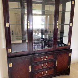 Glass Hutch With Lights
