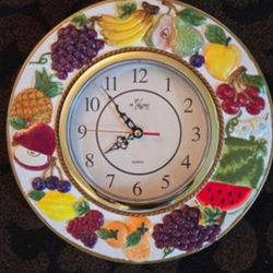 Vintage Quartz Fruit Clock
