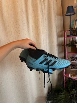 Adidas predator soccer cleats