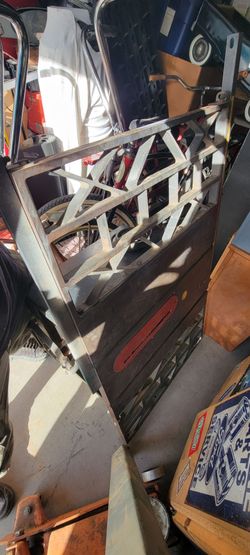 Craftsman table saw with stand