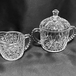 Anchor Hocking Pineapple pattern creamer and sugar bowl set,