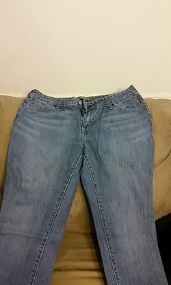 Levi's straight leg 552 jeans