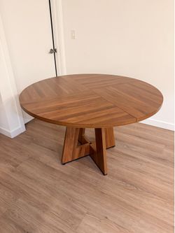 47 Inch Round Dining Table