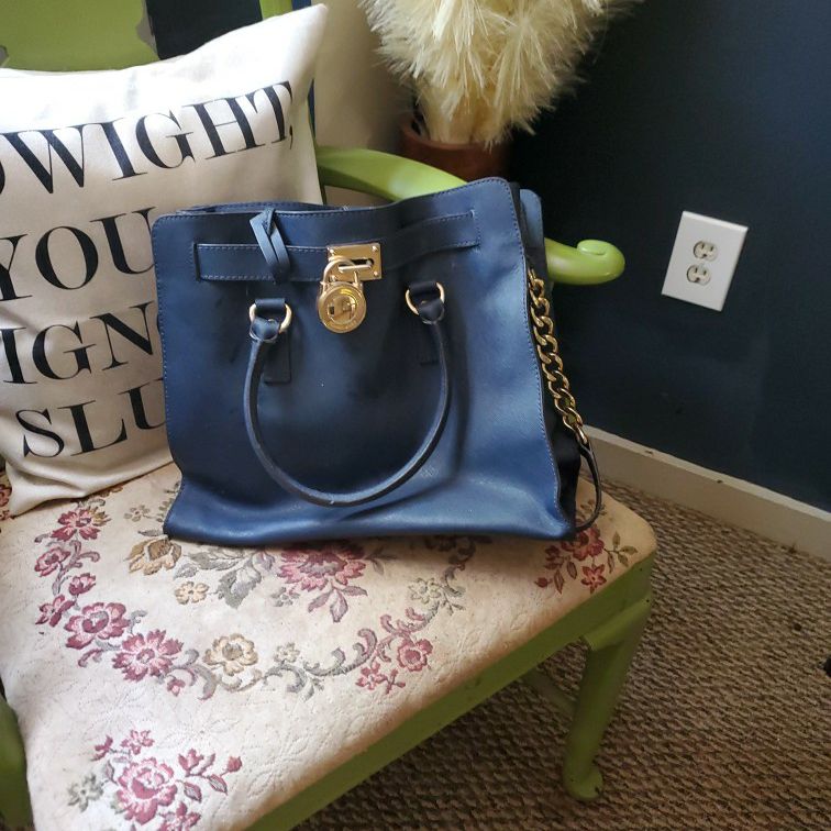 Michael Kors Charlotte Tote Shoulder Handbag - Pale Blue pebble leather  /Suede for Sale in Camden, NJ - OfferUp