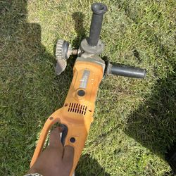 Saw Has A Lot Of Attachments 