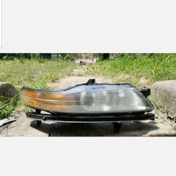 04-06 Acura TL passenger Headlight 