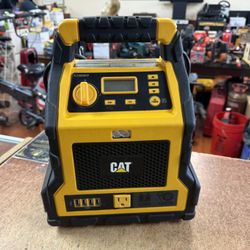 CAT 1000 Peak AMP Digital Jump Starter CJ1000DCP Power Station, 120 PSI, 200W