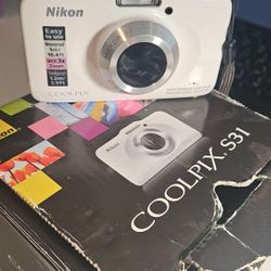 Nikon Coolpix S31
