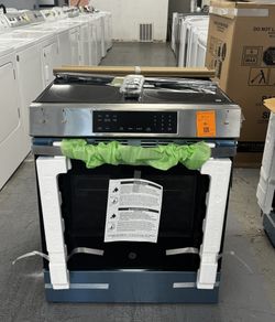 New GE Electric stove out of the box, no dents or scratches 1216 Hartford Turnpike Vernon CT 