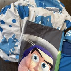 Disney Pixar Full Bedding Set Comforter Sham And Sheets $10 Excellent Condition Smoke/ Pet Free Home 