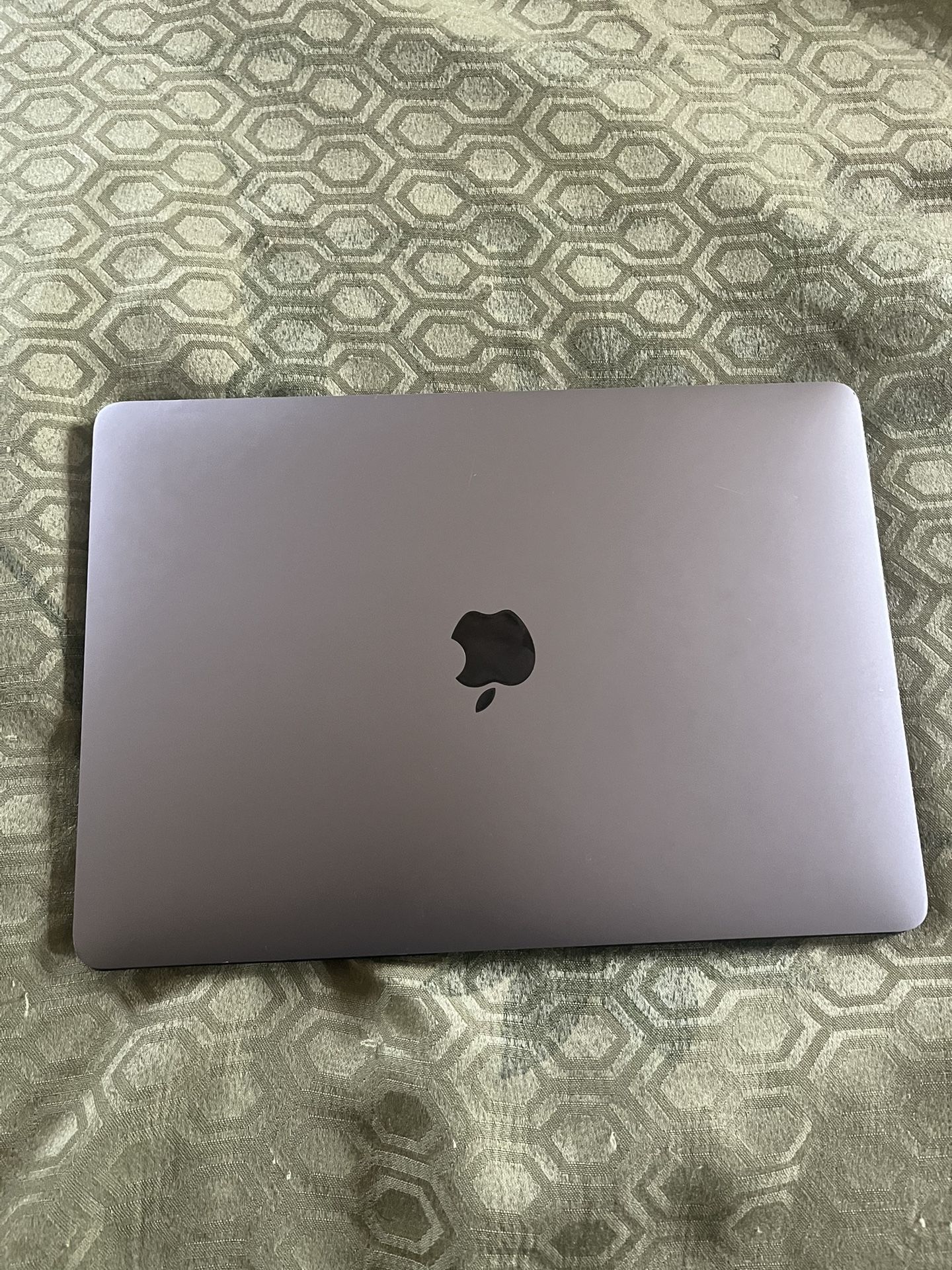 2019 Macbook Air (Unlocked New Condition)