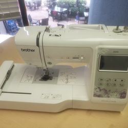 Brother SE600 Computerized  Sewing and  Embroidery  Machine